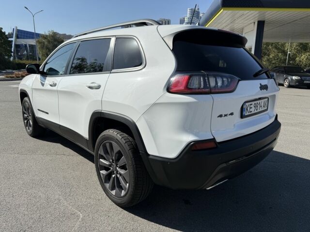 Білий Джип Cherokee, об'ємом двигуна 3.2 л та пробігом 120 тис. км за 21200 $, фото 2 на Automoto.ua