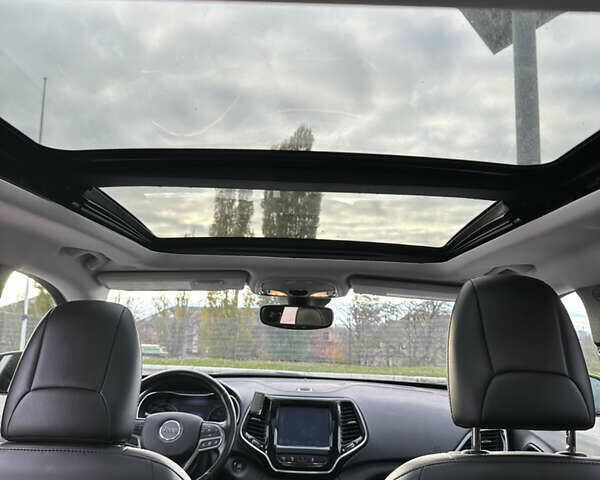 Белый Джип Чероки, объемом двигателя 3.24 л и пробегом 109 тыс. км за 17900 $, фото 28 на Automoto.ua