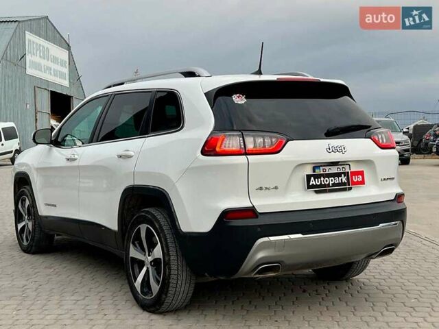Білий Джип Cherokee, об'ємом двигуна 3.2 л та пробігом 76 тис. км за 18790 $, фото 5 на Automoto.ua