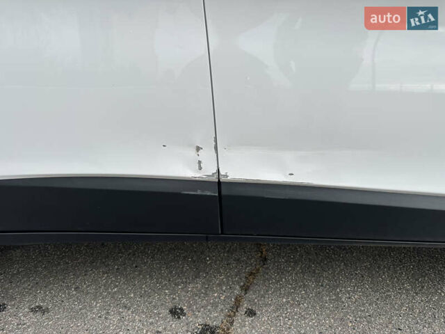 Белый Джип Чероки, объемом двигателя 3.24 л и пробегом 109 тыс. км за 17900 $, фото 9 на Automoto.ua