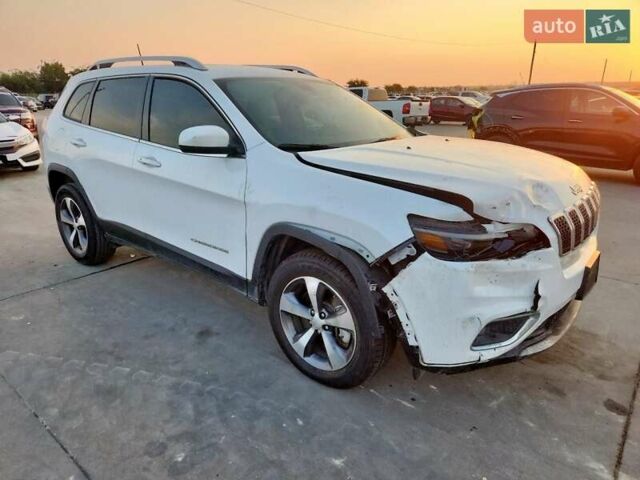 Білий Джип Cherokee, об'ємом двигуна 1.99 л та пробігом 46 тис. км за 3000 $, фото 3 на Automoto.ua