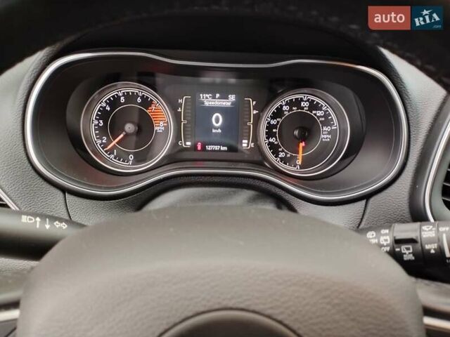 Белый Джип Чероки, объемом двигателя 3.24 л и пробегом 127 тыс. км за 20000 $, фото 13 на Automoto.ua