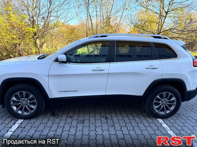 Белый Джип Чероки, объемом двигателя 2.4 л и пробегом 51 тыс. км за 21500 $, фото 3 на Automoto.ua