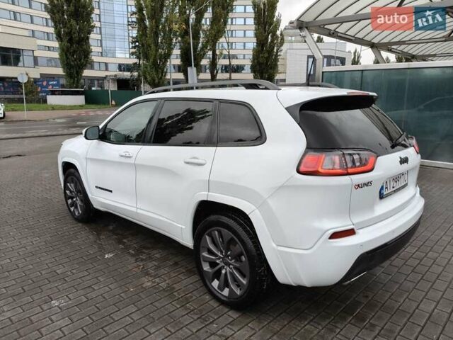 Джип Чероки 2020 в Киеве на Automoto.ua Белый Джип Чероки, объемом двигателя 3.24 л и пробегом 121 тыс. км за 19700 $, фото 2 на Automoto.ua