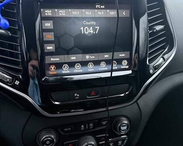 Белый Джип Чероки, объемом двигателя 3.24 л и пробегом 40 тыс. км за 22500 $, фото 29 на Automoto.ua