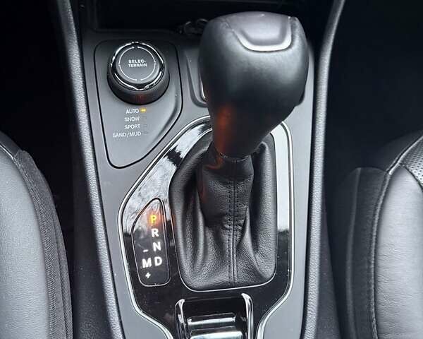 Белый Джип Чероки, объемом двигателя 3.24 л и пробегом 40 тыс. км за 22500 $, фото 31 на Automoto.ua