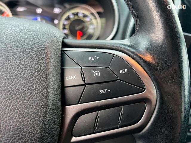 Білий Джип Cherokee, об'ємом двигуна 3.2 л та пробігом 76 тис. км за 18790 $, фото 23 на Automoto.ua