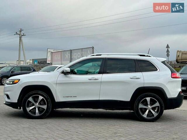 Білий Джип Cherokee, об'ємом двигуна 3.2 л та пробігом 76 тис. км за 18790 $, фото 3 на Automoto.ua