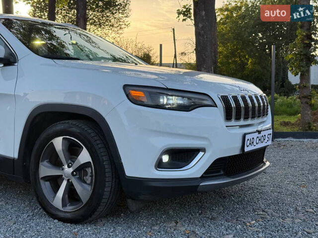 Білий Джип Cherokee, об'ємом двигуна 2.36 л та пробігом 96 тис. км за 18500 $, фото 20 на Automoto.ua