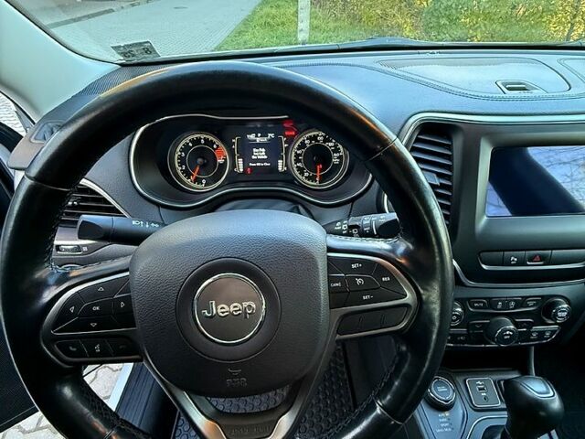 Белый Джип Чероки, объемом двигателя 2.4 л и пробегом 51 тыс. км за 21500 $, фото 4 на Automoto.ua