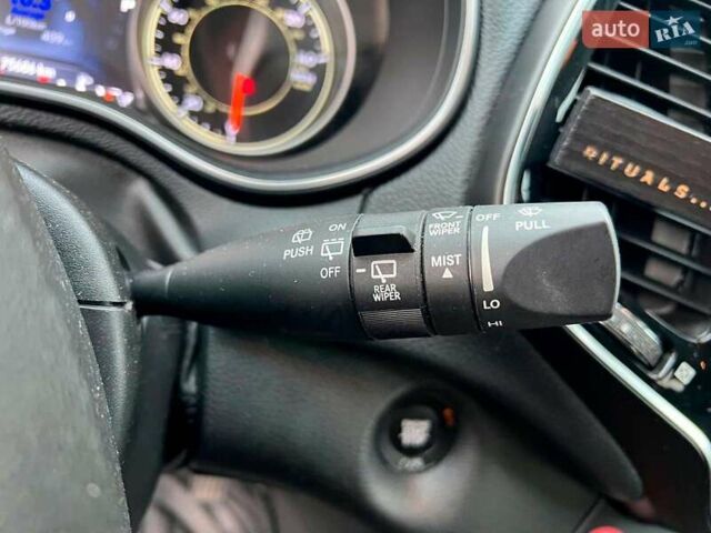 Білий Джип Cherokee, об'ємом двигуна 3.2 л та пробігом 76 тис. км за 18790 $, фото 25 на Automoto.ua