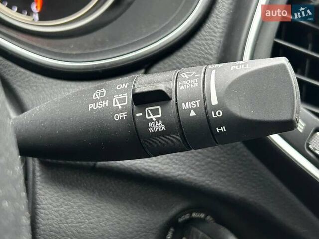 Білий Джип Cherokee, об'ємом двигуна 2.36 л та пробігом 73 тис. км за 17990 $, фото 17 на Automoto.ua