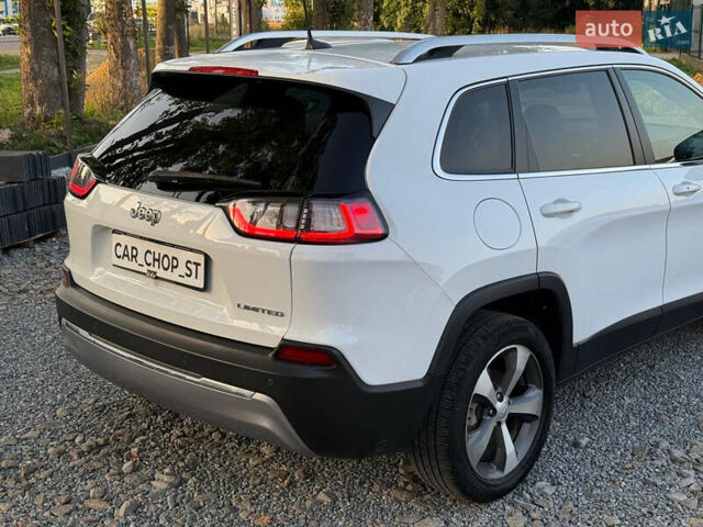 Білий Джип Cherokee, об'ємом двигуна 2.36 л та пробігом 96 тис. км за 18500 $, фото 13 на Automoto.ua