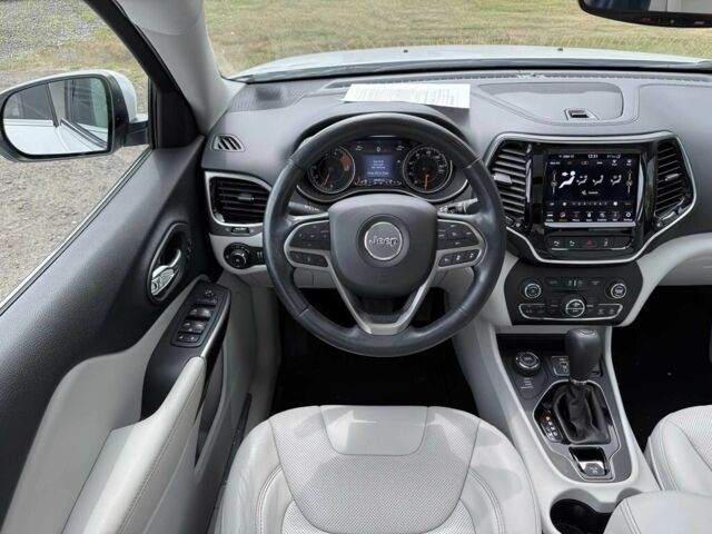 Білий Джип Cherokee, об'ємом двигуна 3.2 л та пробігом 43 тис. км за 5900 $, фото 14 на Automoto.ua