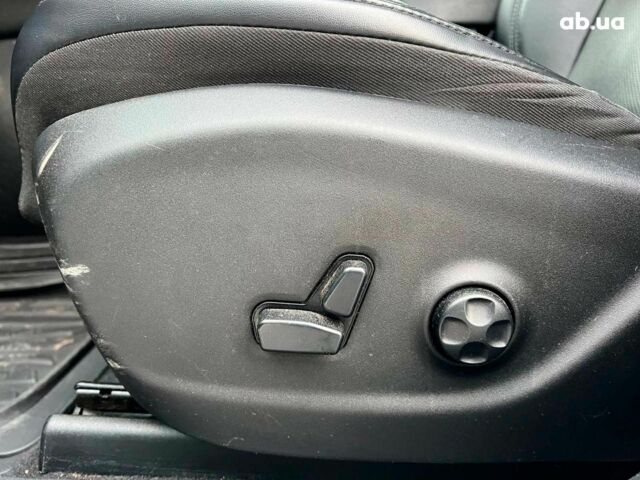 Білий Джип Cherokee, об'ємом двигуна 3.2 л та пробігом 76 тис. км за 18790 $, фото 18 на Automoto.ua