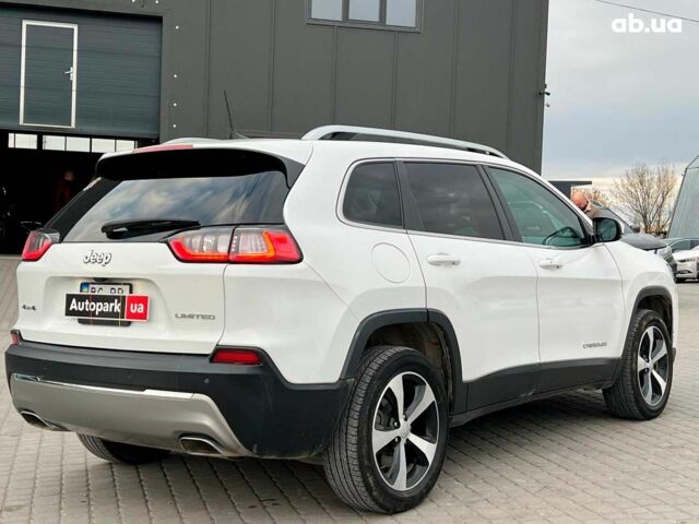 Білий Джип Cherokee, об'ємом двигуна 3.2 л та пробігом 76 тис. км за 18790 $, фото 7 на Automoto.ua