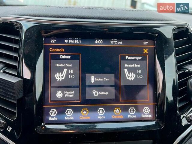 Білий Джип Cherokee, об'ємом двигуна 3.2 л та пробігом 76 тис. км за 18790 $, фото 30 на Automoto.ua