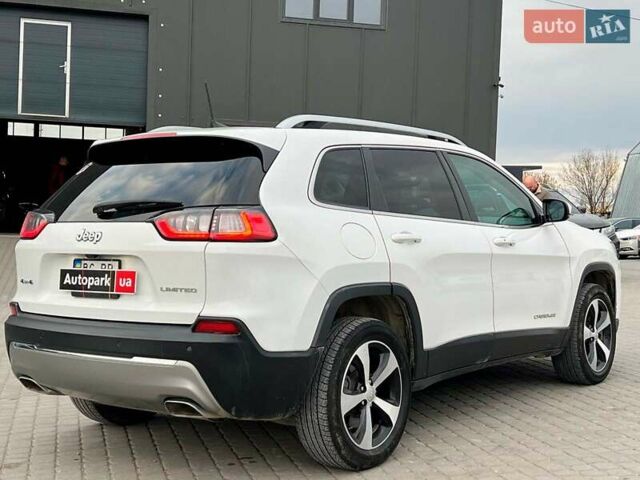 Білий Джип Cherokee, об'ємом двигуна 3.2 л та пробігом 76 тис. км за 18790 $, фото 7 на Automoto.ua