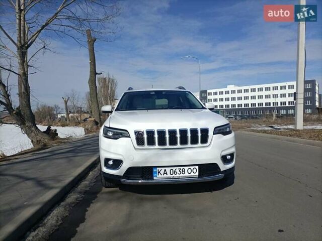 Білий Джип Cherokee, об'ємом двигуна 2.36 л та пробігом 113 тис. км за 16820 $, фото 4 на Automoto.ua