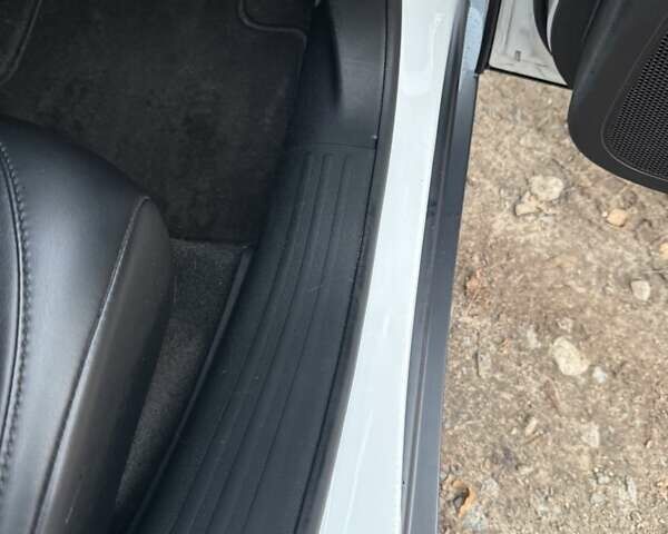 Белый Джип Чероки, объемом двигателя 3.24 л и пробегом 40 тыс. км за 22500 $, фото 17 на Automoto.ua