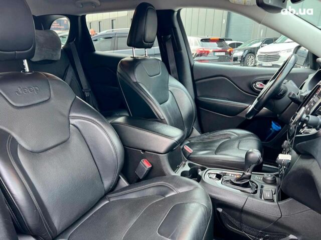 Білий Джип Cherokee, об'ємом двигуна 3.2 л та пробігом 76 тис. км за 18790 $, фото 42 на Automoto.ua