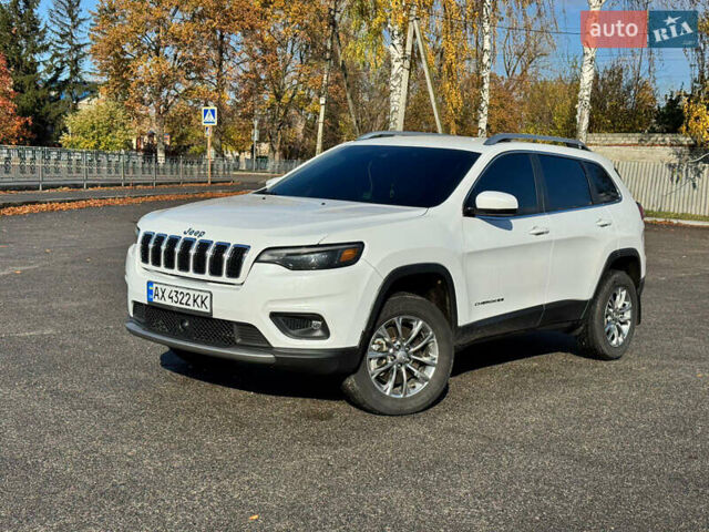 Білий Джип Cherokee, об'ємом двигуна 3.24 л та пробігом 67 тис. км за 24500 $, фото 1 на Automoto.ua