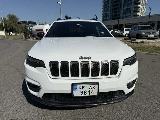 Білий Джип Cherokee, об'ємом двигуна 3.2 л та пробігом 120 тис. км за 21200 $, фото 5 на Automoto.ua