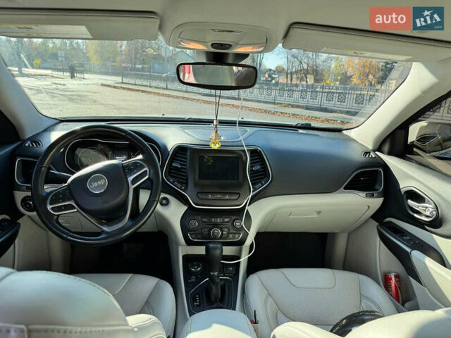 Білий Джип Cherokee, об'ємом двигуна 3.24 л та пробігом 67 тис. км за 24500 $, фото 16 на Automoto.ua