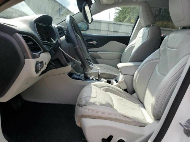 Белый Джип Чероки, объемом двигателя 2.4 л и пробегом 139 тыс. км за 3400 $, фото 6 на Automoto.ua