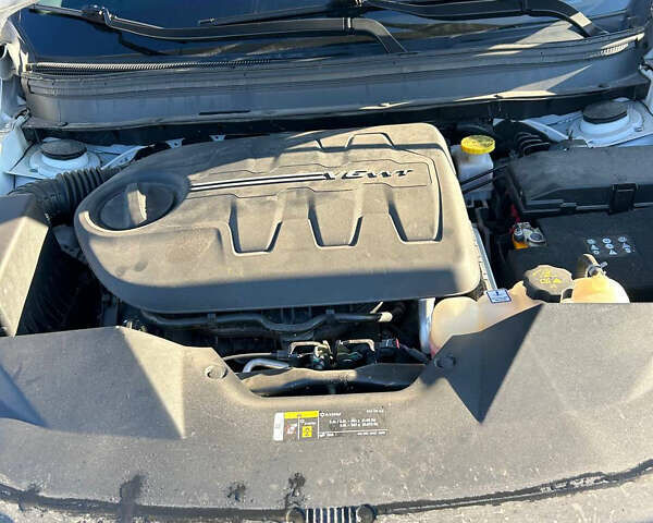 Білий Джип Cherokee, об'ємом двигуна 3.24 л та пробігом 97 тис. км за 22500 $, фото 14 на Automoto.ua