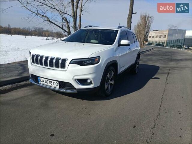 Білий Джип Cherokee, об'ємом двигуна 2.36 л та пробігом 113 тис. км за 16820 $, фото 8 на Automoto.ua