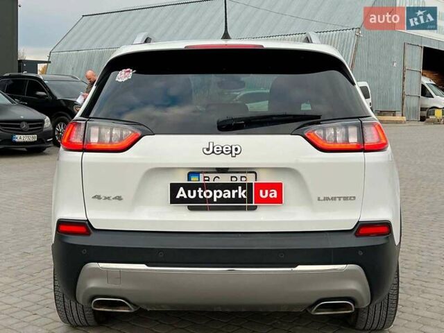 Білий Джип Cherokee, об'ємом двигуна 3.2 л та пробігом 76 тис. км за 18790 $, фото 6 на Automoto.ua