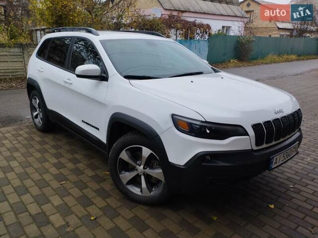 Белый Джип Чероки, объемом двигателя 3.24 л и пробегом 127 тыс. км за 20000 $, фото 2 на Automoto.ua