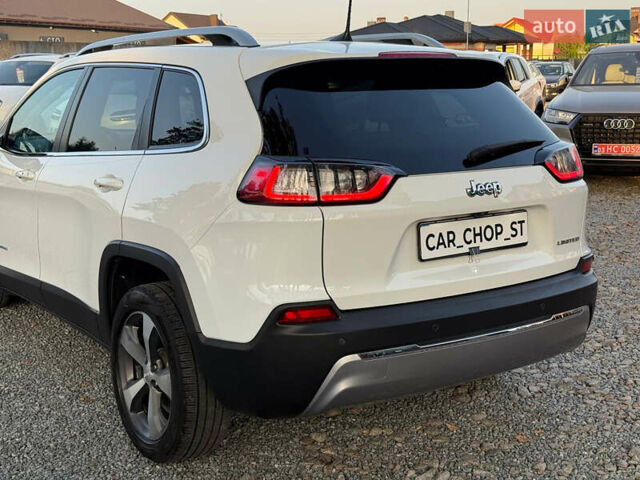 Білий Джип Cherokee, об'ємом двигуна 2.36 л та пробігом 96 тис. км за 18500 $, фото 9 на Automoto.ua
