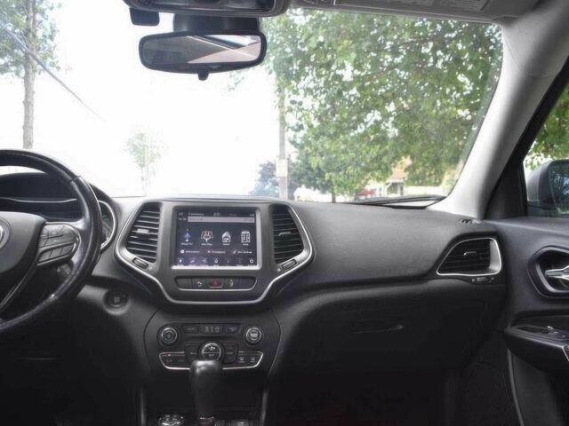 Белый Джип Чероки, объемом двигателя 3.2 л и пробегом 11 тыс. км за 9000 $, фото 6 на Automoto.ua