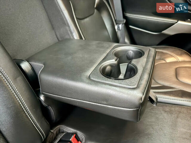 Белый Джип Чероки, объемом двигателя 3.2 л и пробегом 50 тыс. км за 22500 $, фото 64 на Automoto.ua