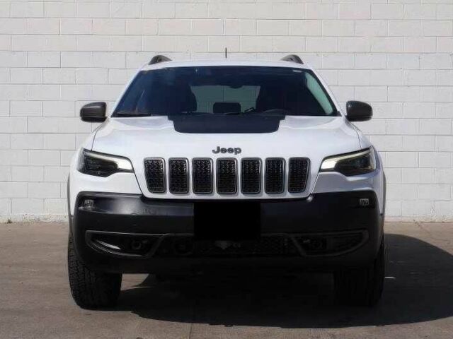 Білий Джип Cherokee, об'ємом двигуна 3.2 л та пробігом 55 тис. км за 9000 $, фото 1 на Automoto.ua