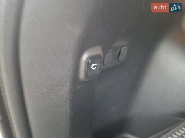 Білий Джип Cherokee, об'ємом двигуна 3.2 л та пробігом 78 тис. км за 23500 $, фото 27 на Automoto.ua