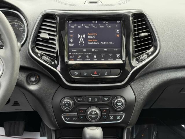 Білий Джип Cherokee, об'ємом двигуна 3.2 л та пробігом 37 тис. км за 14700 $, фото 10 на Automoto.ua