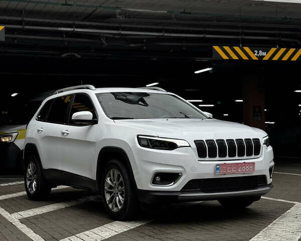 Джип Чероки 2021 в Киеве на Automoto.ua Белый Джип Чероки, объемом двигателя 2.36 л и пробегом 102 тыс. км за 15999 $, фото 1 на Automoto.ua