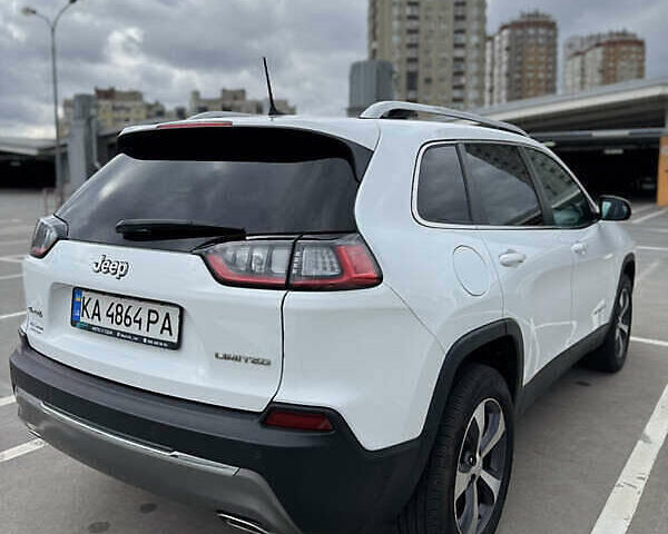 Білий Джип Cherokee, об'ємом двигуна 3.24 л та пробігом 72 тис. км за 17600 $, фото 10 на Automoto.ua