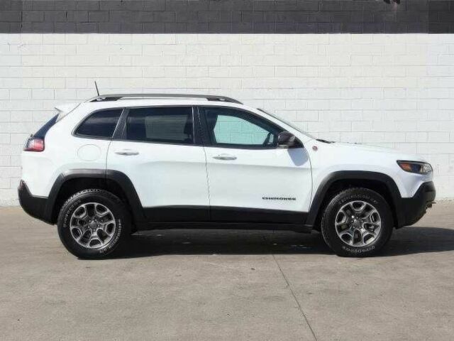 Білий Джип Cherokee, об'ємом двигуна 3.2 л та пробігом 55 тис. км за 9000 $, фото 3 на Automoto.ua