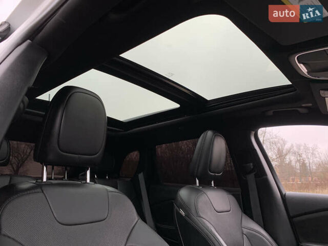 Белый Джип Чероки, объемом двигателя 3.2 л и пробегом 49 тыс. км за 22755 $, фото 63 на Automoto.ua