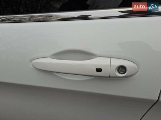 Білий Джип Cherokee, об'ємом двигуна 3.2 л та пробігом 78 тис. км за 23500 $, фото 10 на Automoto.ua