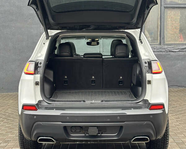 Білий Джип Cherokee, об'ємом двигуна 3.24 л та пробігом 69 тис. км за 21700 $, фото 13 на Automoto.ua