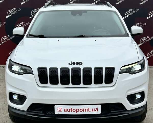 Білий Джип Cherokee, об'ємом двигуна 3.24 л та пробігом 69 тис. км за 21700 $, фото 1 на Automoto.ua