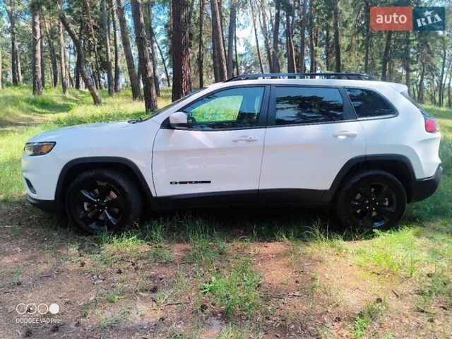 Білий Джип Cherokee, об'ємом двигуна 3.24 л та пробігом 70 тис. км за 21500 $, фото 3 на Automoto.ua