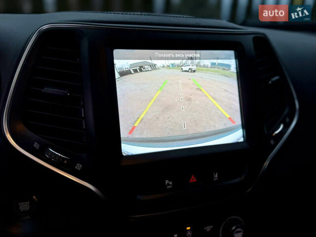 Белый Джип Чероки, объемом двигателя 3.2 л и пробегом 50 тыс. км за 22500 $, фото 46 на Automoto.ua