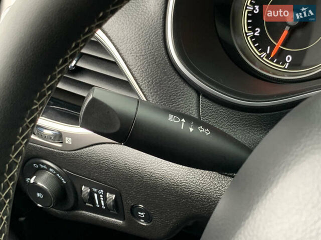 Белый Джип Чероки, объемом двигателя 3.2 л и пробегом 49 тыс. км за 22755 $, фото 54 на Automoto.ua