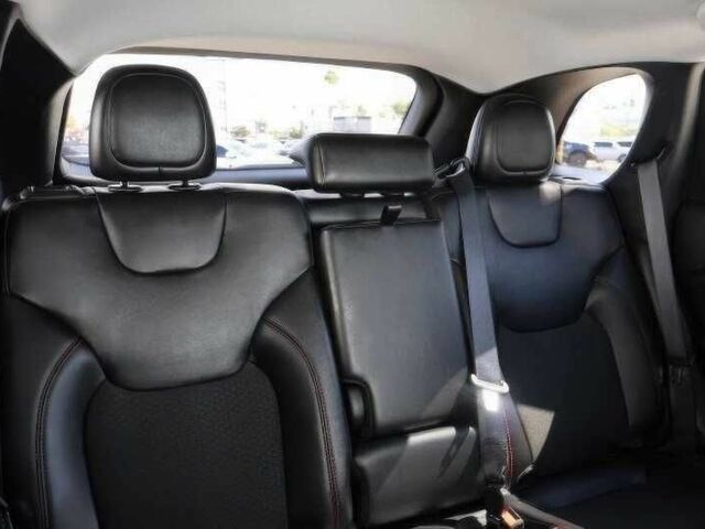 Білий Джип Cherokee, об'ємом двигуна 3.2 л та пробігом 55 тис. км за 9000 $, фото 12 на Automoto.ua